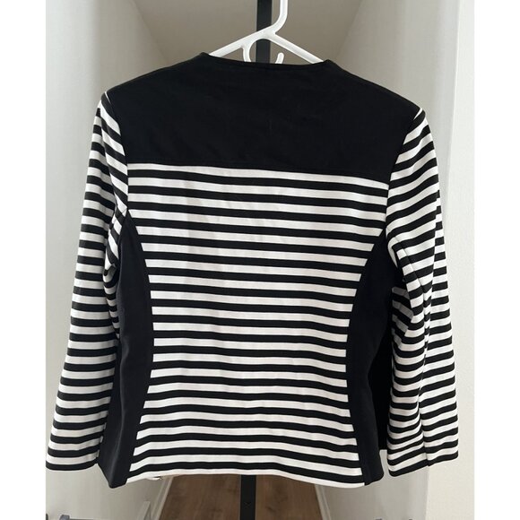 EUC Chicos Black & White Striped Open Front Blazer With Gold Zipper Accents - Picture 2 of 7